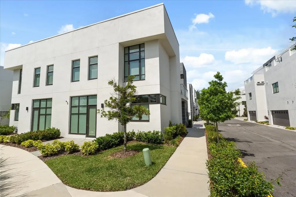 1768 Mondrian Circle Winter Park FL 32789