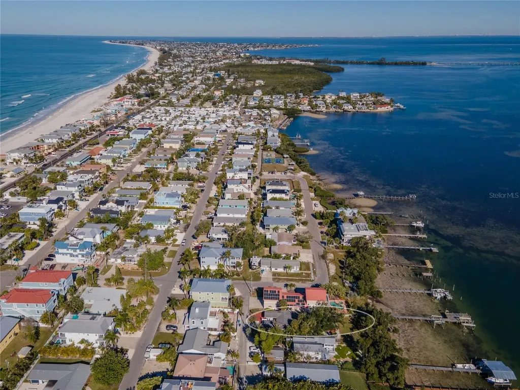 2316 Canasta Drive Bradenton Beach FL 34217
