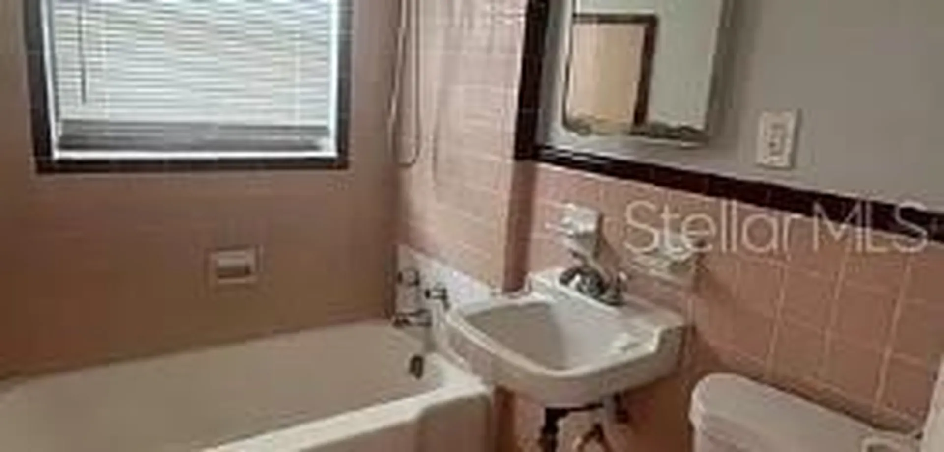 1320 18th Avenue S St Petersburg FL 33705