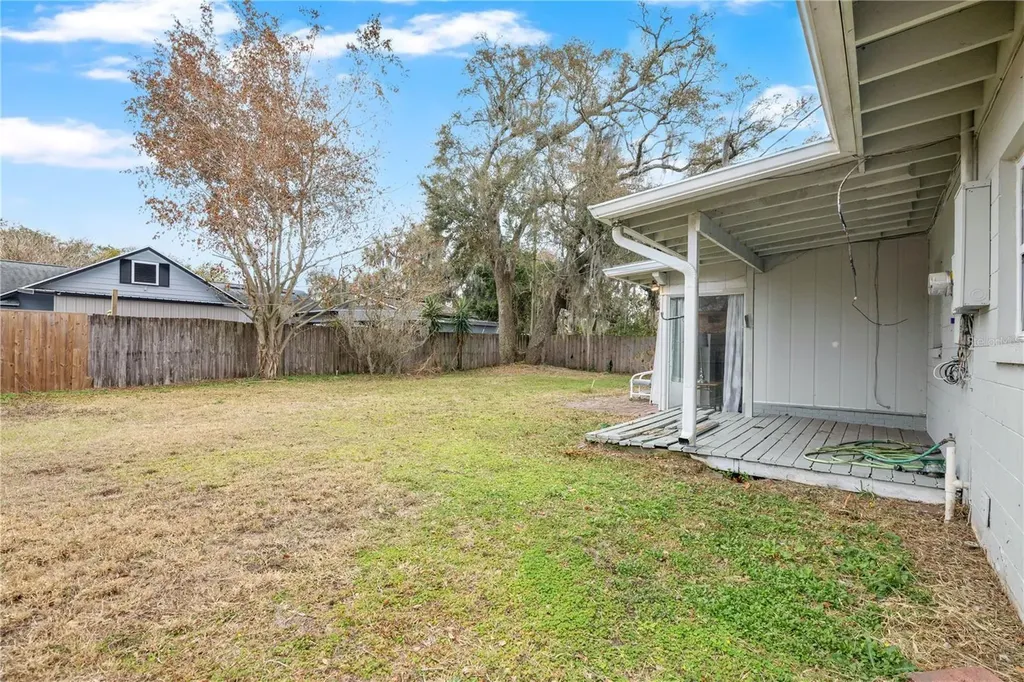 4301 Hurd Avenue Orlando FL 32812