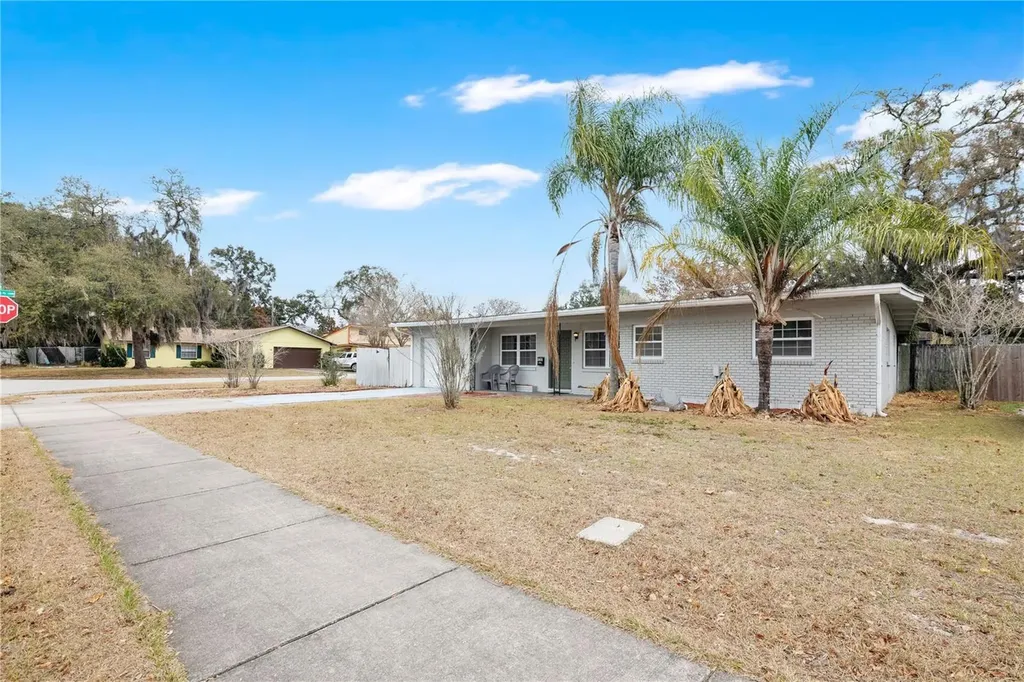 4301 Hurd Avenue Orlando FL 32812