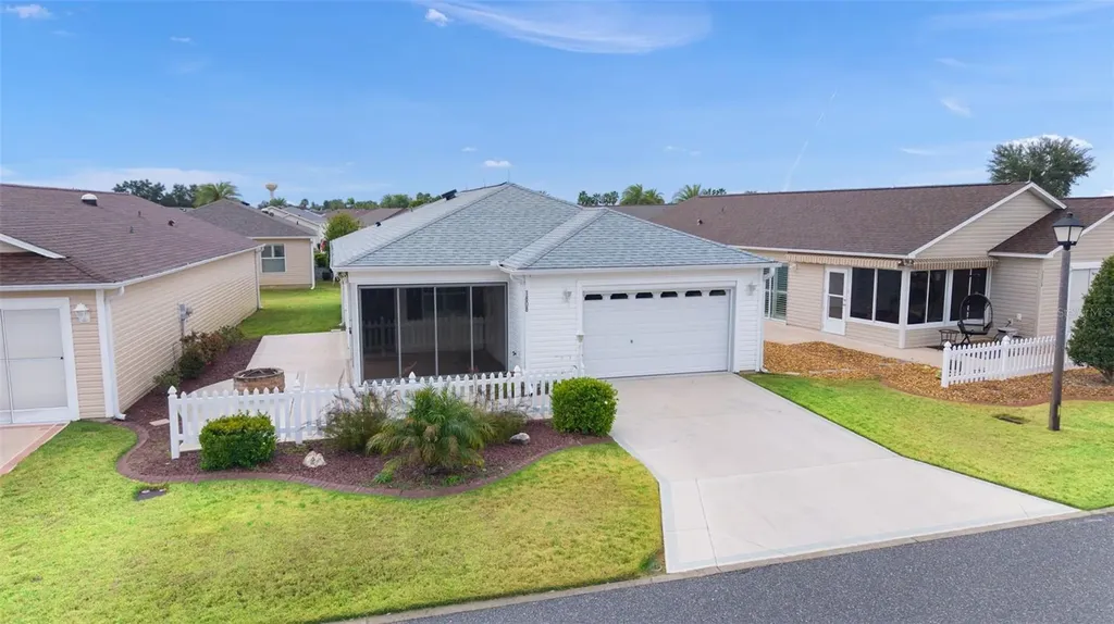 1808 Hallandale Lane The Villages FL 32162