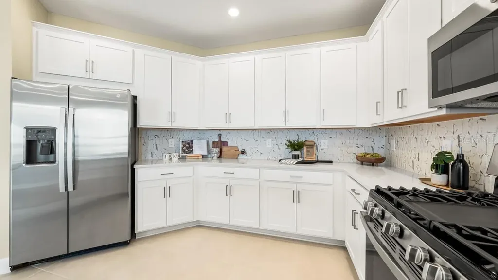 755 Steel Drive Apollo Beach FL 33572