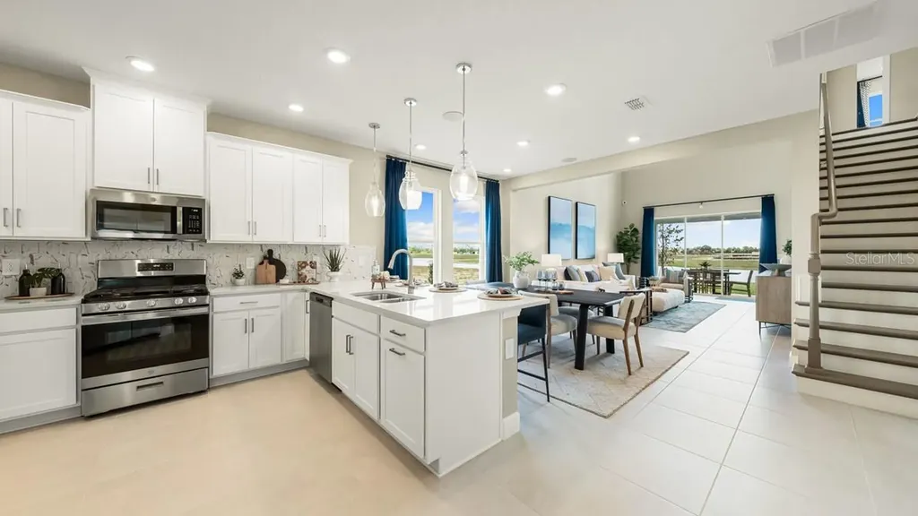 755 Steel Drive Apollo Beach FL 33572