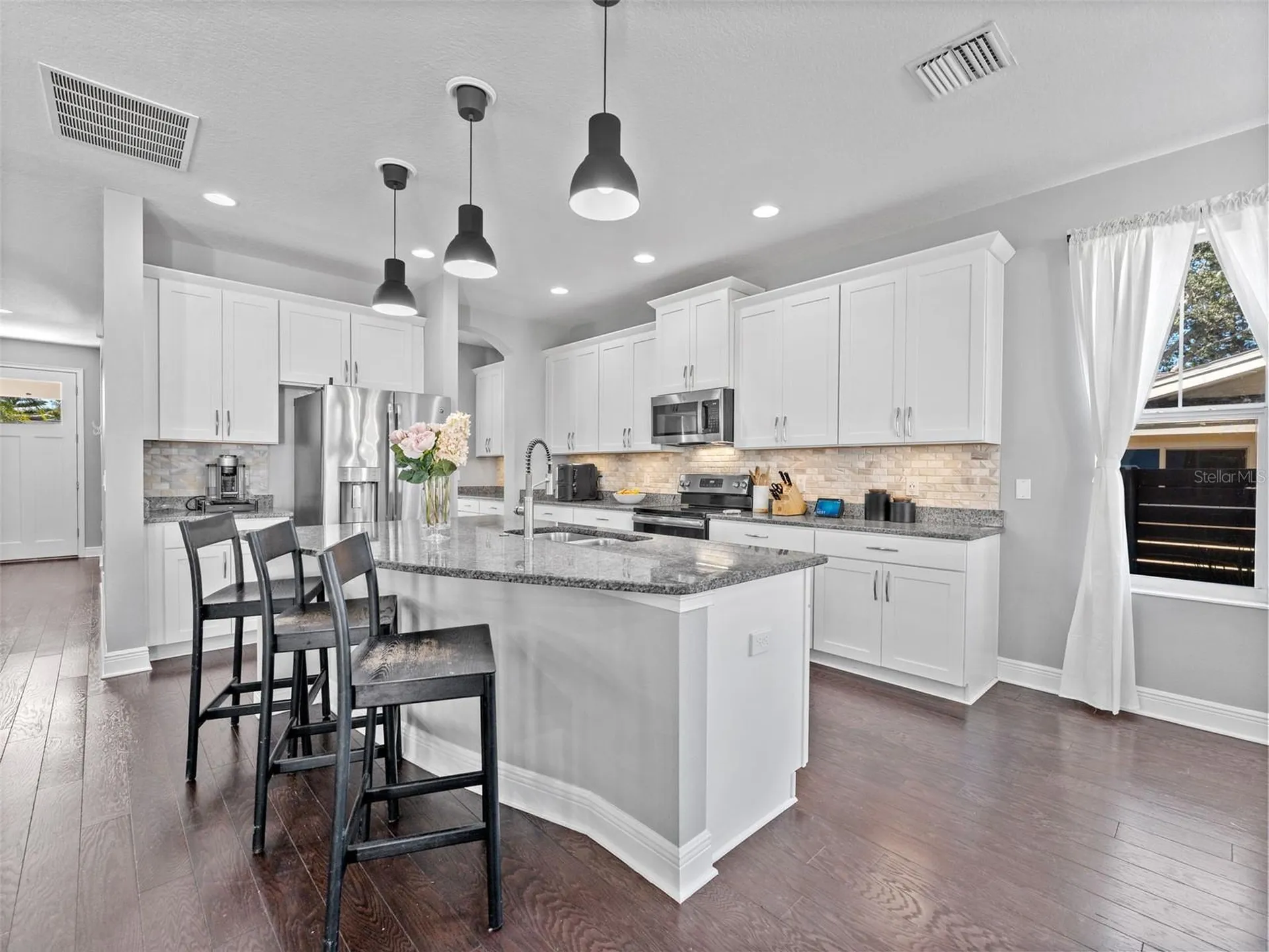 135 24th Avenue S St Petersburg FL 33705