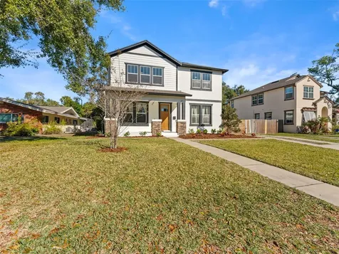 135 24th Avenue S St Petersburg FL 33705
