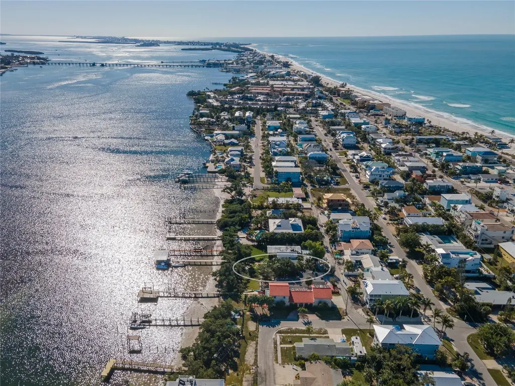 2316 Canasta Drive Bradenton Beach FL 34217