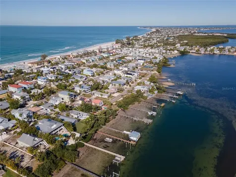 2316 Canasta Drive Bradenton Beach FL 34217