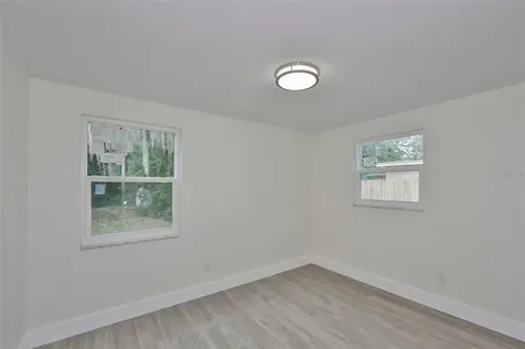 2028 N Betty Lane Clearwater FL 33755