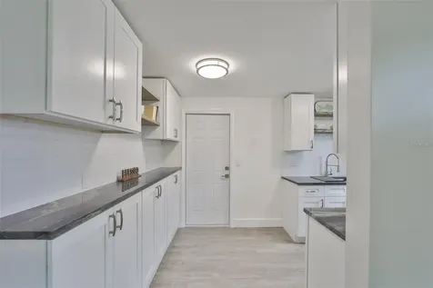 2028 N Betty Lane Clearwater FL 33755