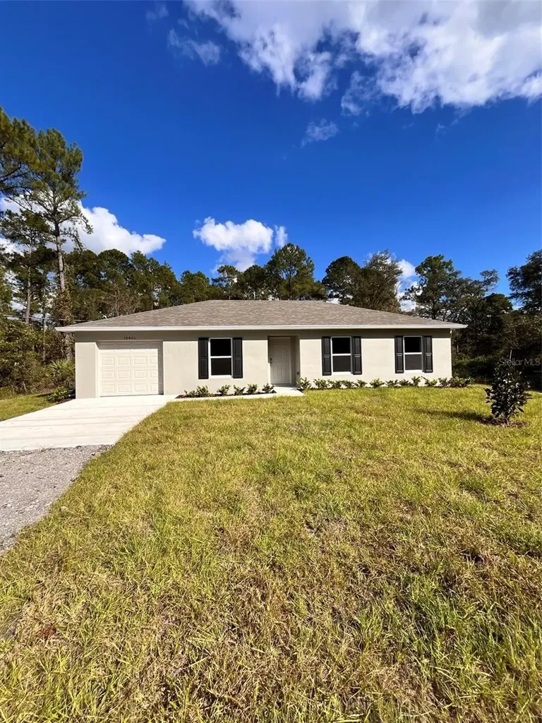 10460 Yeager Avenue Hastings FL 32145
