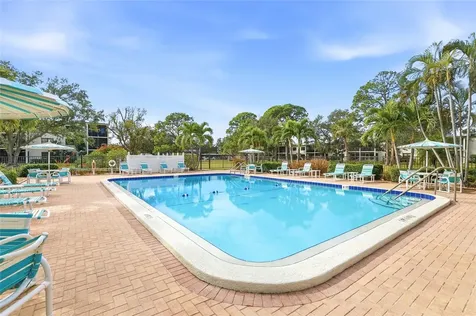 5085 1st Street NE St Petersburg FL 33703