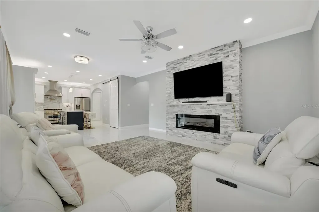 7618 16th Court Sarasota FL 34243