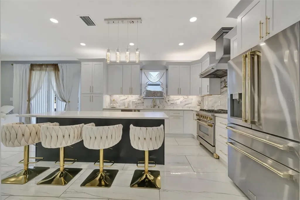 7618 16th Court Sarasota FL 34243