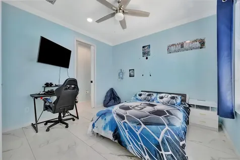 7618 16th Court Sarasota FL 34243
