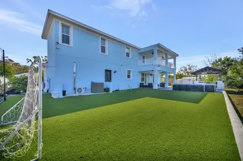7618 16th Court Sarasota FL 34243