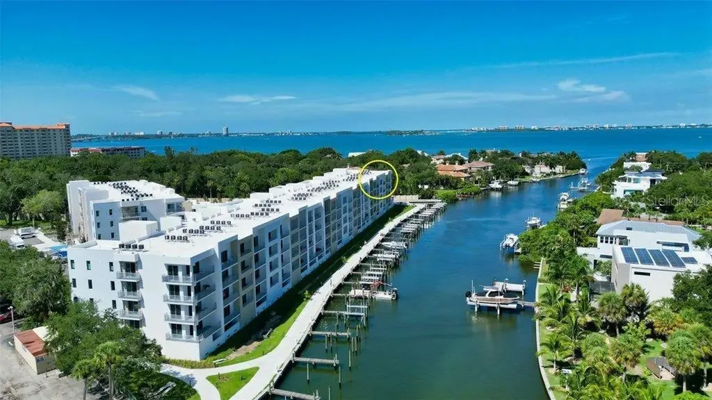 1709 N Tamiami Trail Sarasota FL 34234