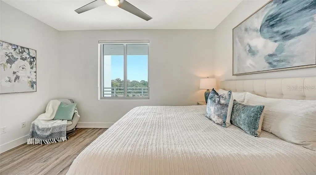 1709 N Tamiami Trail Sarasota FL 34234