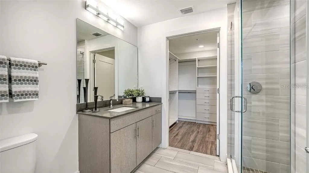 1709 N Tamiami Trail Sarasota FL 34234