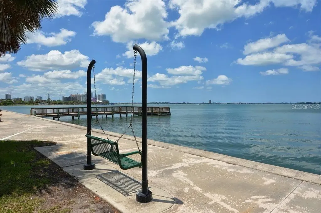 1709 N Tamiami Trail Sarasota FL 34234