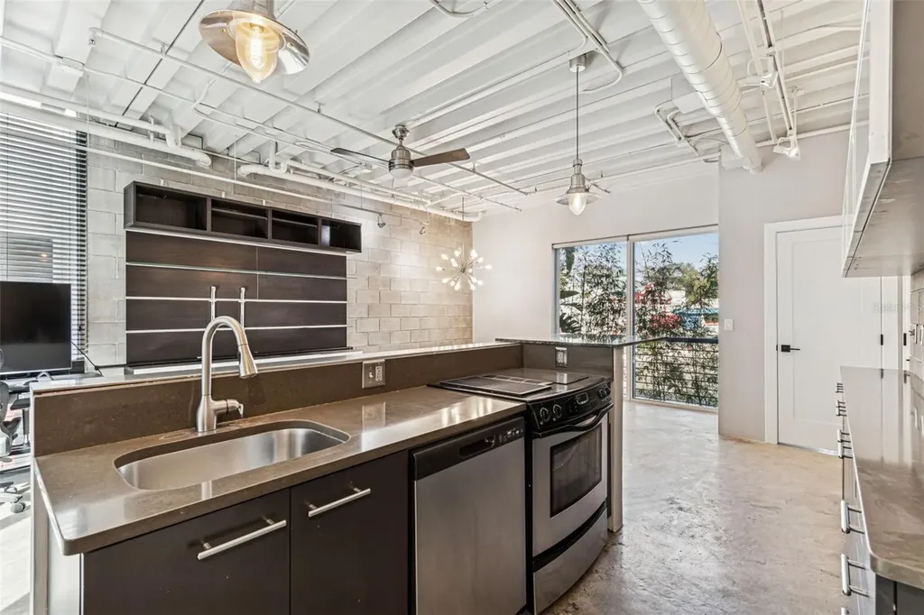 3107 W De Leon Street Tampa FL 33609