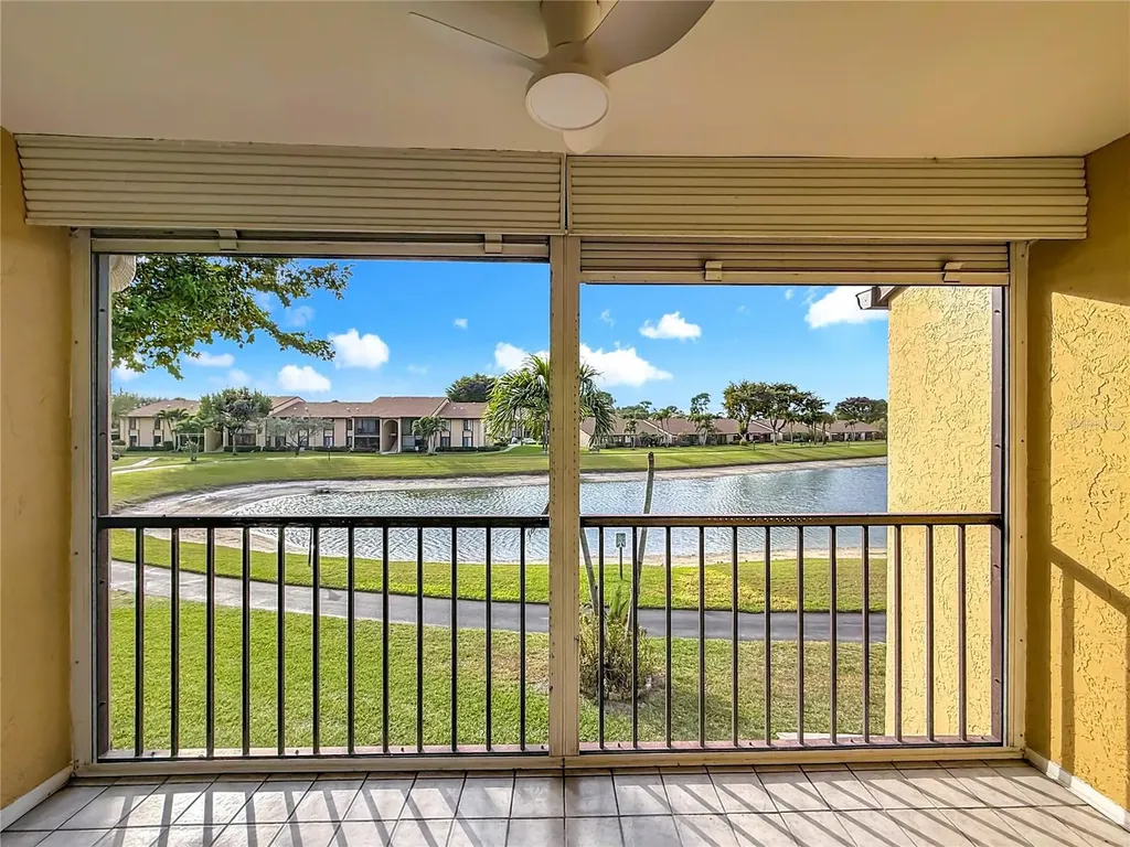 826 Sky Pine Way Greenacres FL 33415