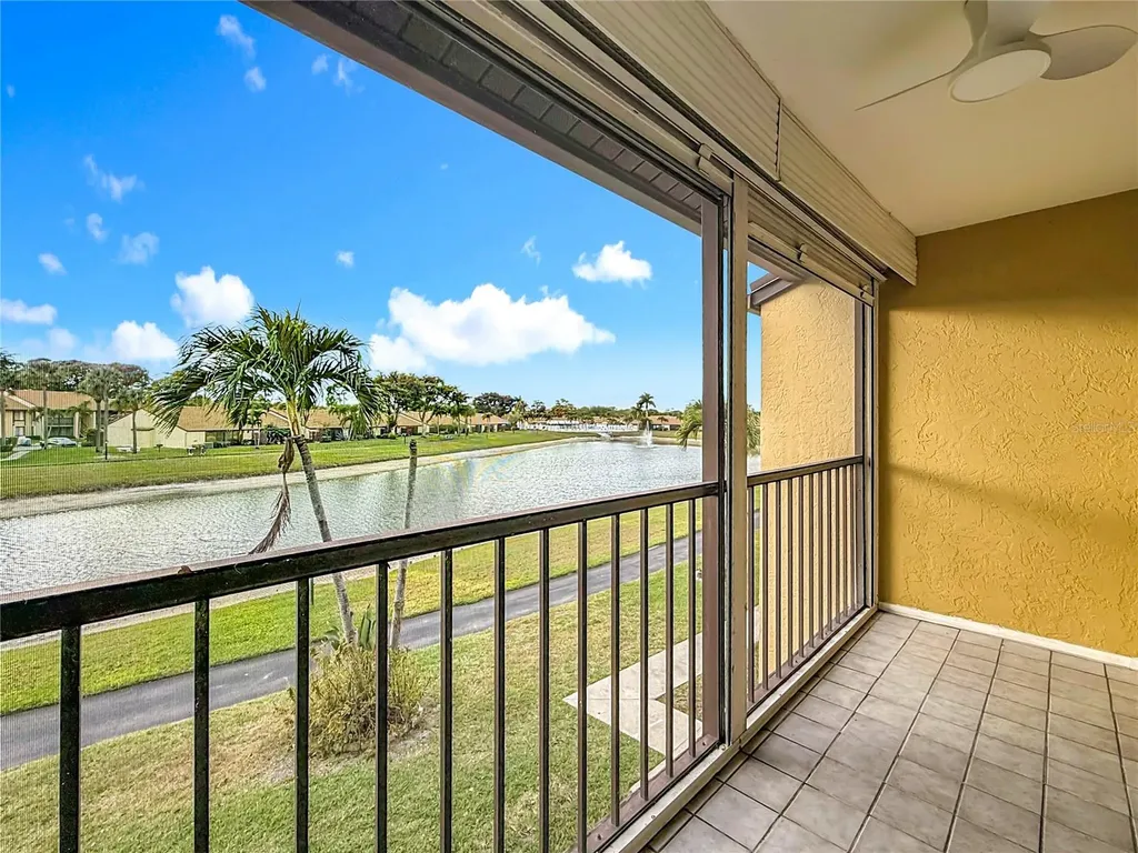 826 Sky Pine Way Greenacres FL 33415