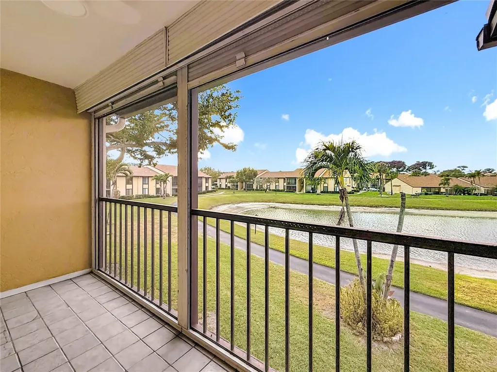 826 Sky Pine Way Greenacres FL 33415