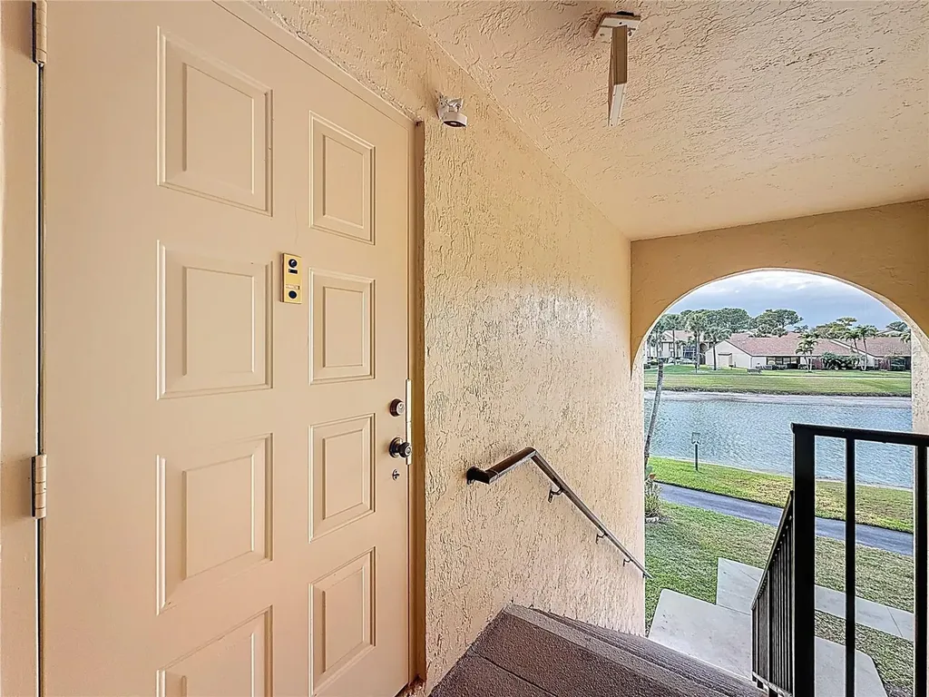 826 Sky Pine Way Greenacres FL 33415