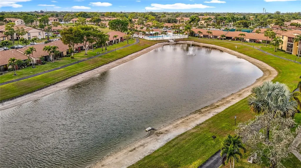 826 Sky Pine Way Greenacres FL 33415