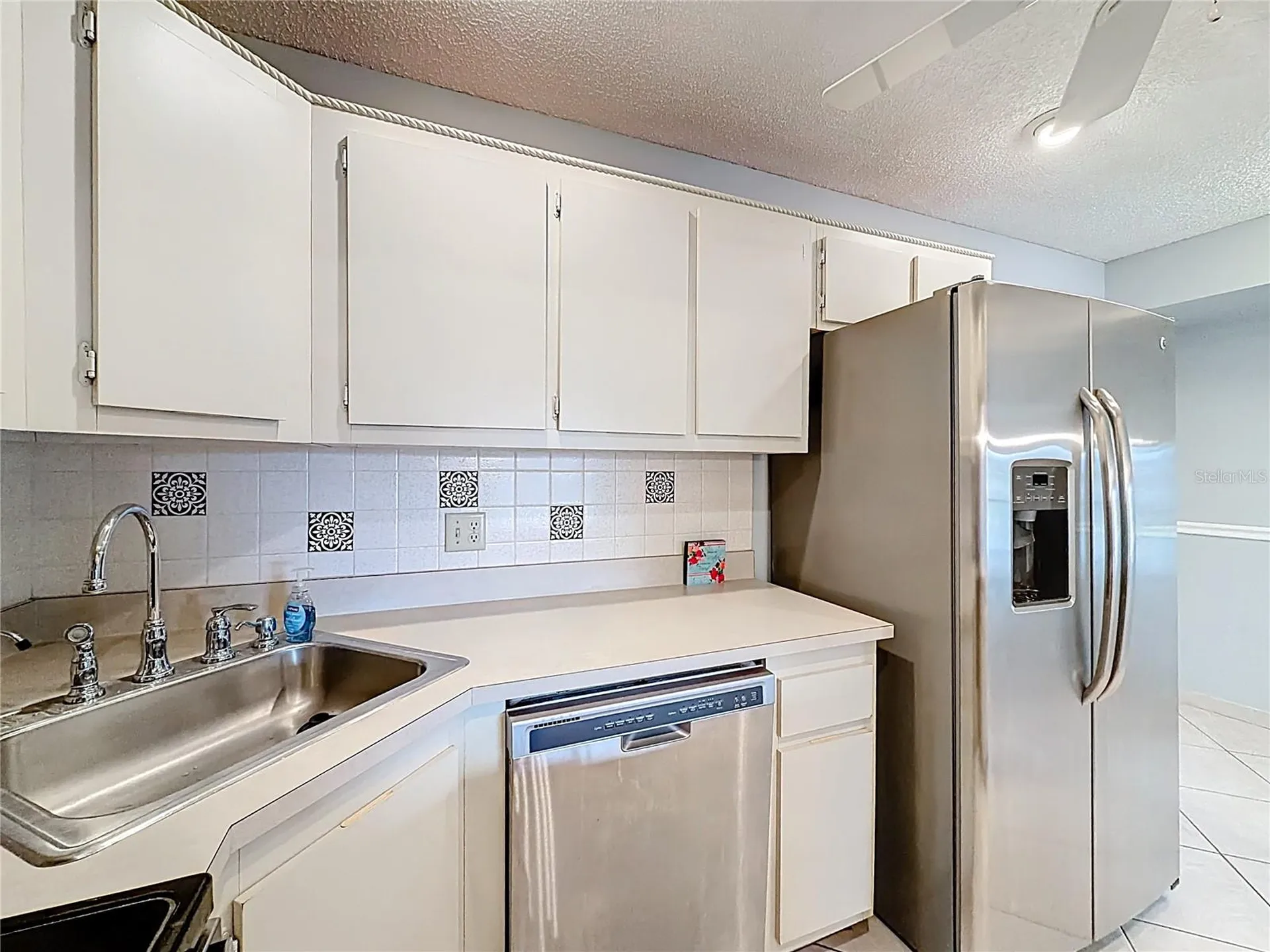826 Sky Pine Way Greenacres FL 33415