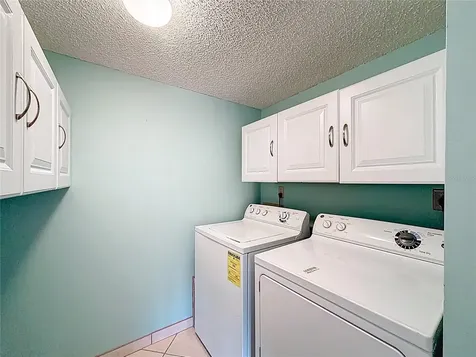 826 Sky Pine Way Greenacres FL 33415