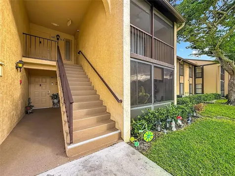 826 Sky Pine Way Greenacres FL 33415