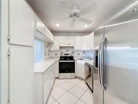 826 Sky Pine Way Greenacres FL 33415