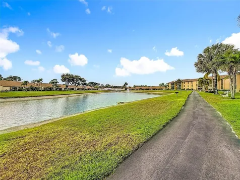 826 Sky Pine Way Greenacres FL 33415