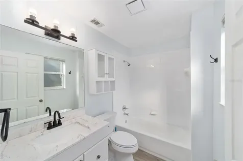 10607 SW 55th Place Gainesville FL 32608