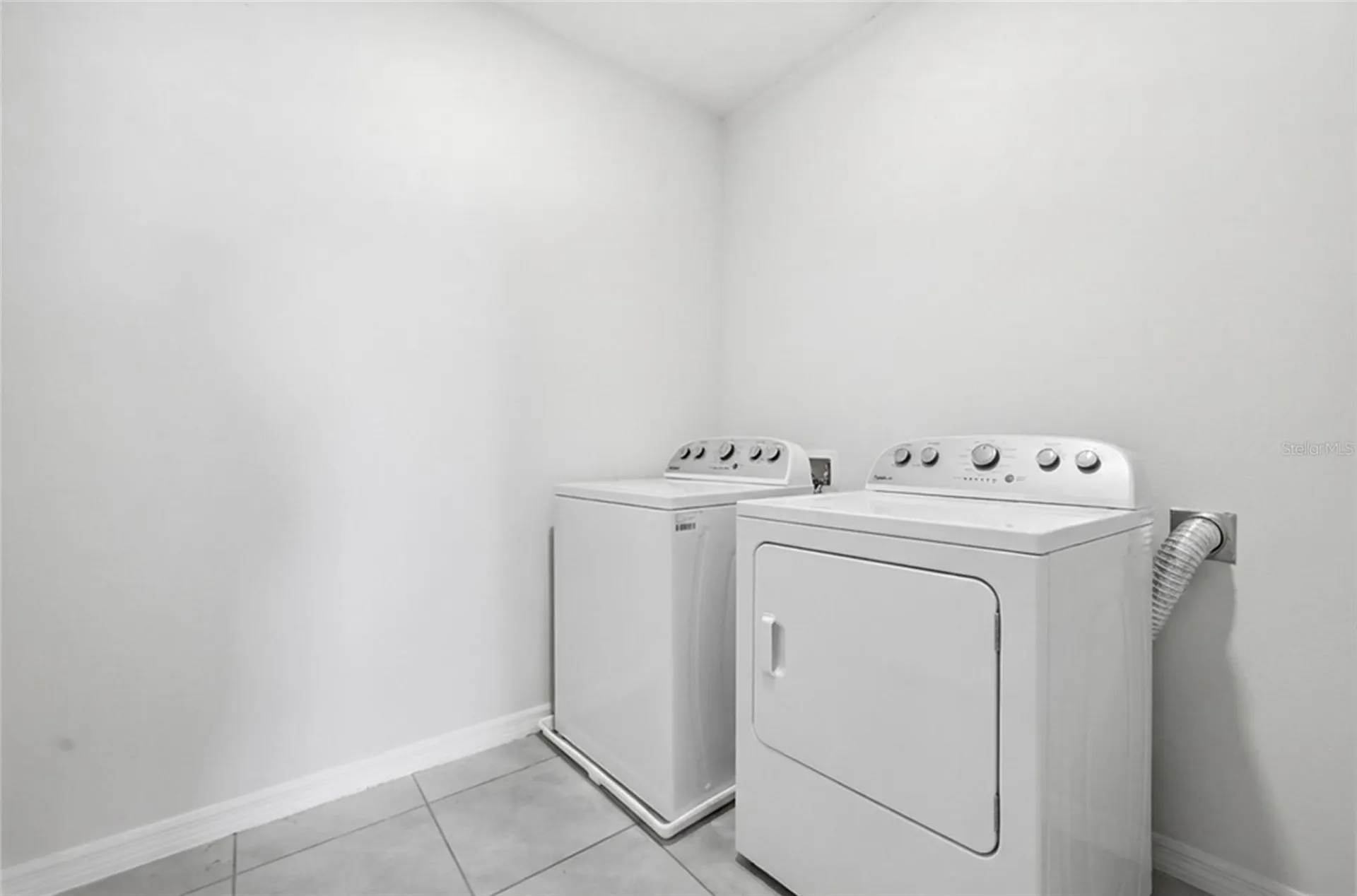 706 Chinoy Road Davenport FL 33837