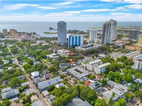 534 1st Street N St Petersburg FL 33701