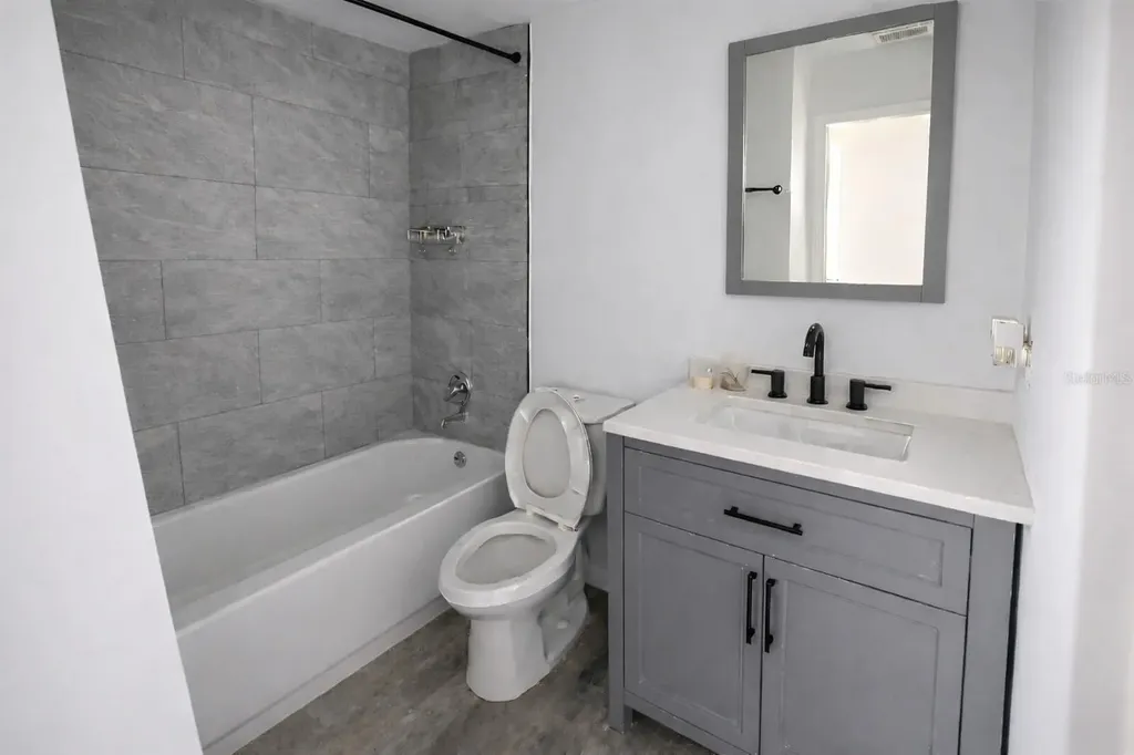 1636 Juno Trail Astor FL 32102