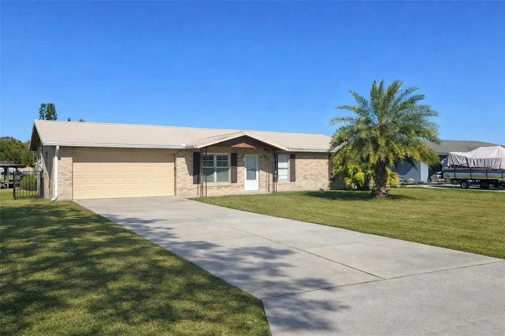 1636 Juno Trail Astor FL 32102
