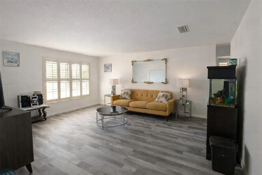 1636 Juno Trail Astor FL 32102
