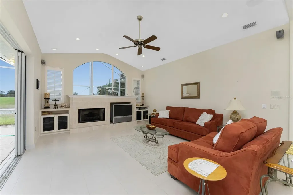 12109 SW Kingsway Circle Lake Suzy FL 34269