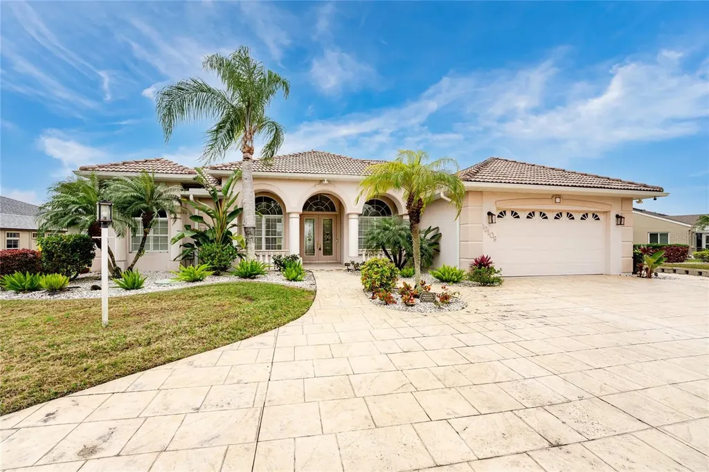 12109 SW Kingsway Circle Lake Suzy FL 34269