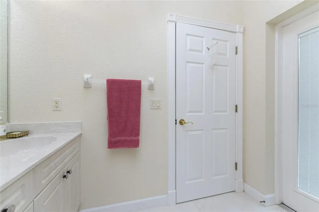 12109 SW Kingsway Circle Lake Suzy FL 34269