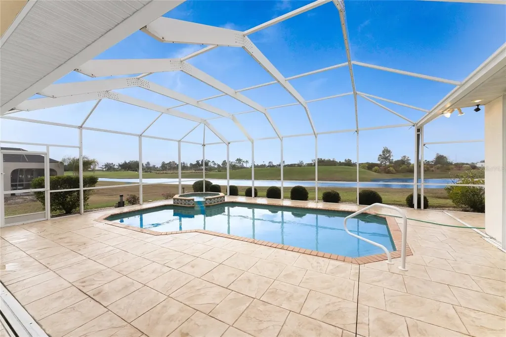 12109 SW Kingsway Circle Lake Suzy FL 34269