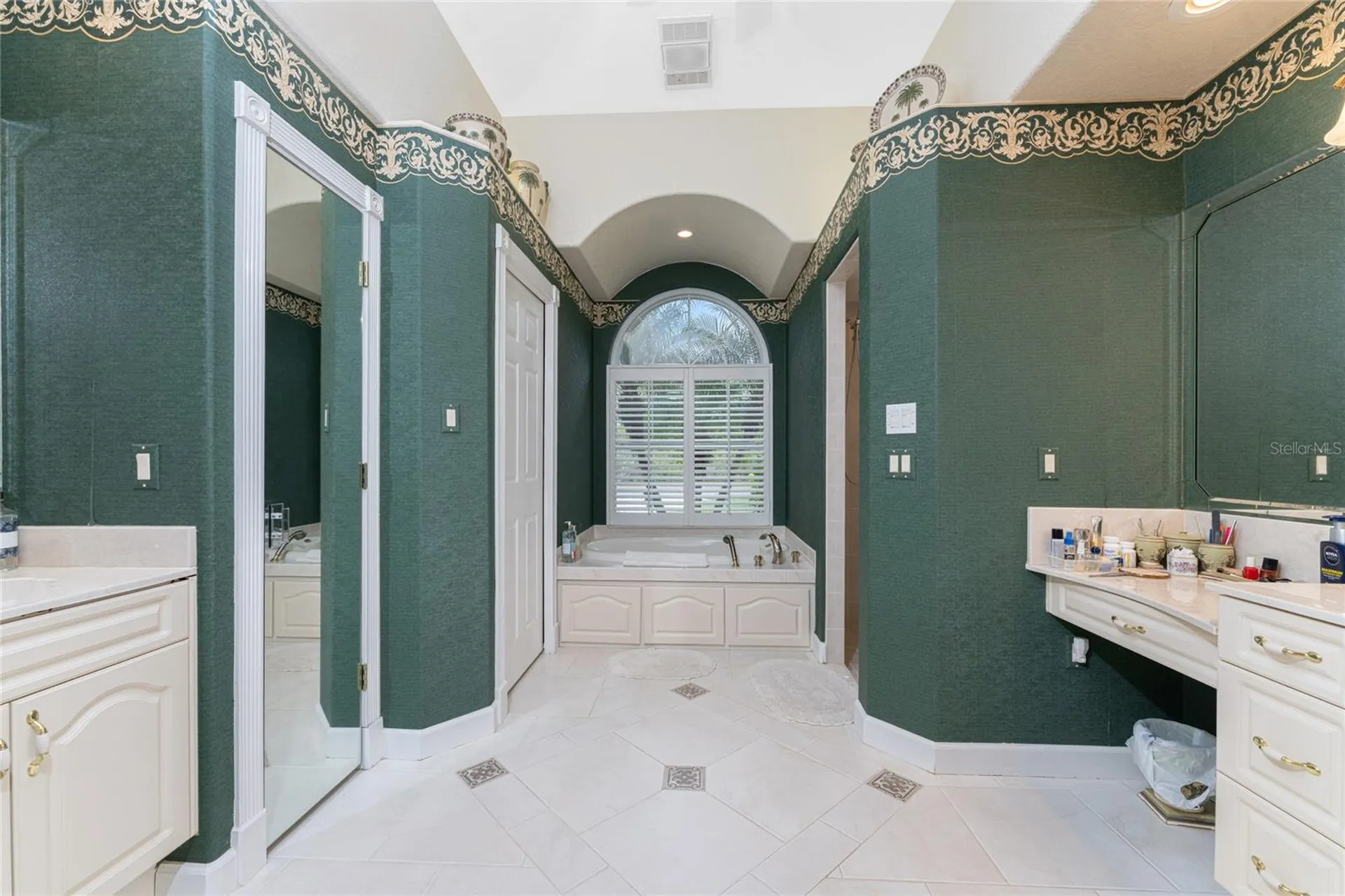 12109 SW Kingsway Circle Lake Suzy FL 34269