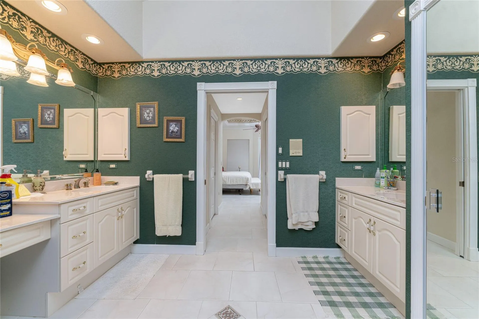 12109 SW Kingsway Circle Lake Suzy FL 34269