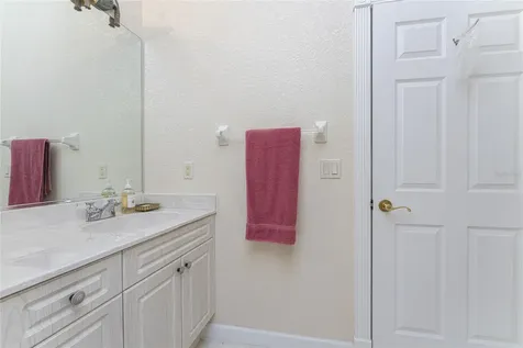 12109 SW Kingsway Circle Lake Suzy FL 34269