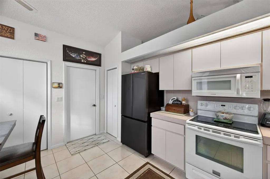 9288 New Orleans Drive Weeki Wachee FL 34613