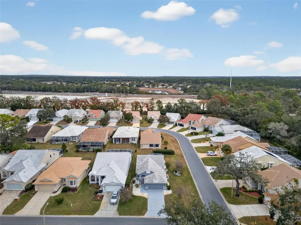 9288 New Orleans Drive Weeki Wachee FL 34613
